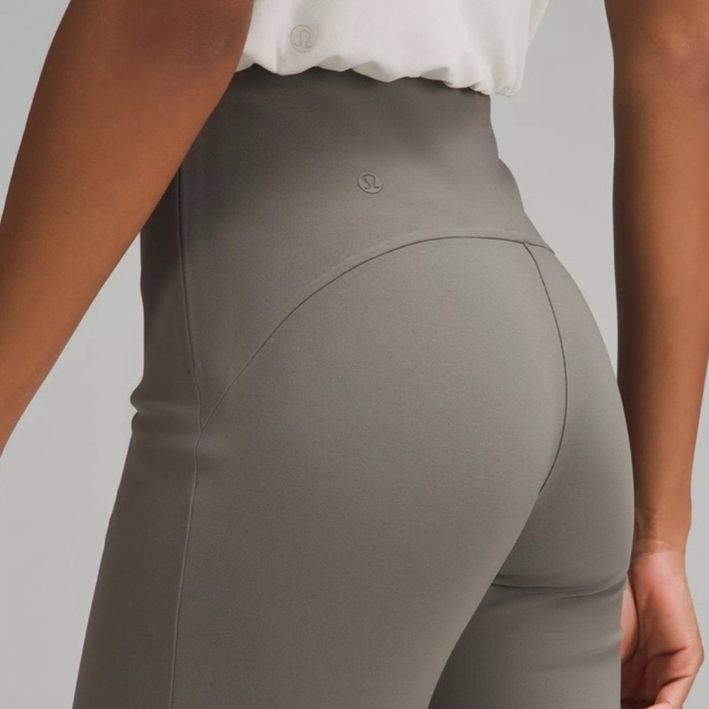 lululemon Smooth Fit Pull-On High-Rise Army Green Pant | Size 4, 26” Inseam - Picture 3 of 8